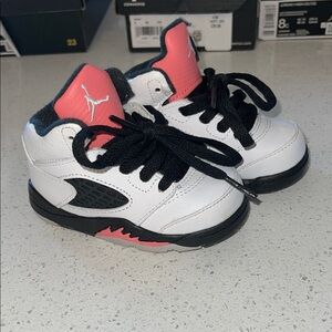 Jordan 5 Toddler size 5c Sneakers White and Pink